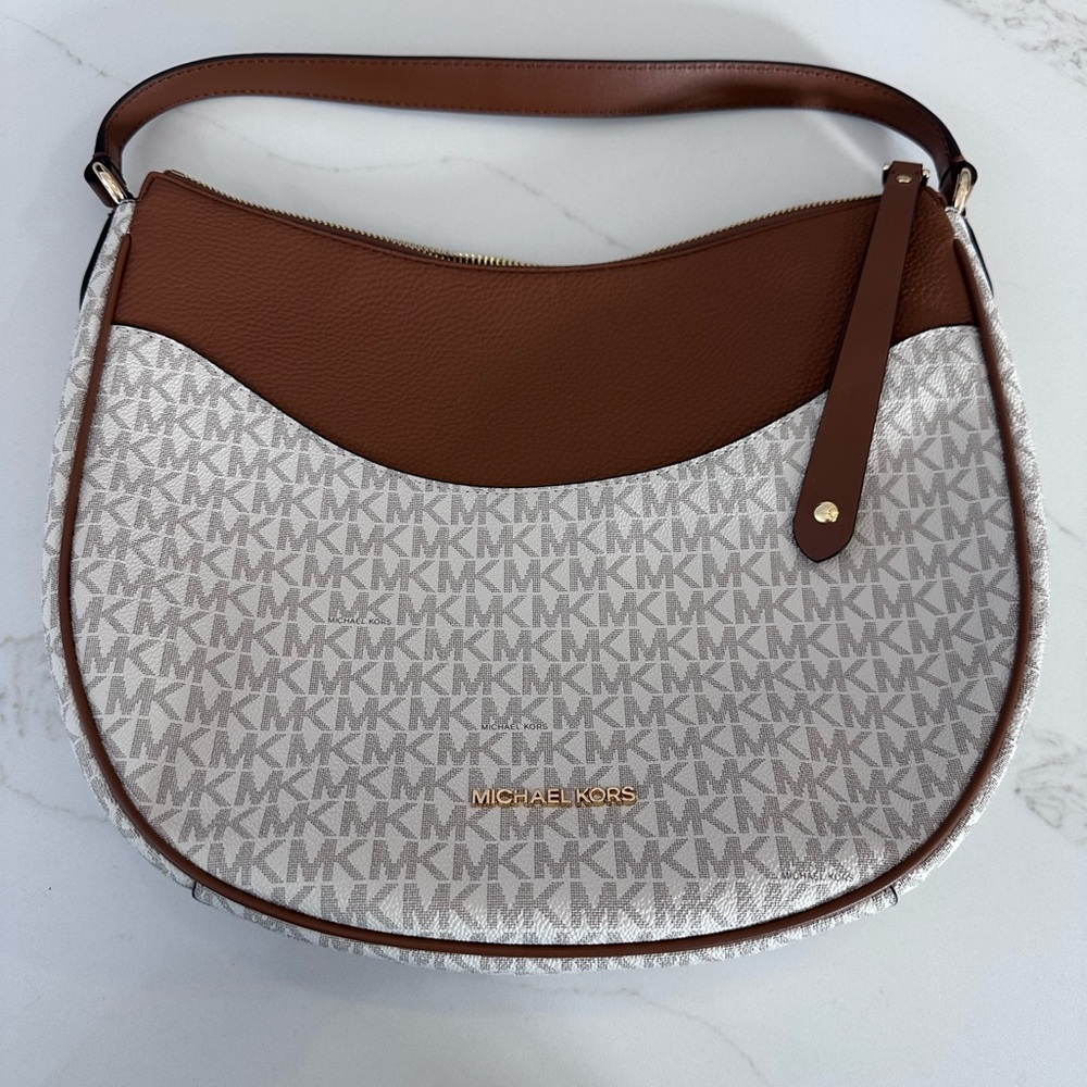 Michael Kors Tan and Cream Shoulder Bag